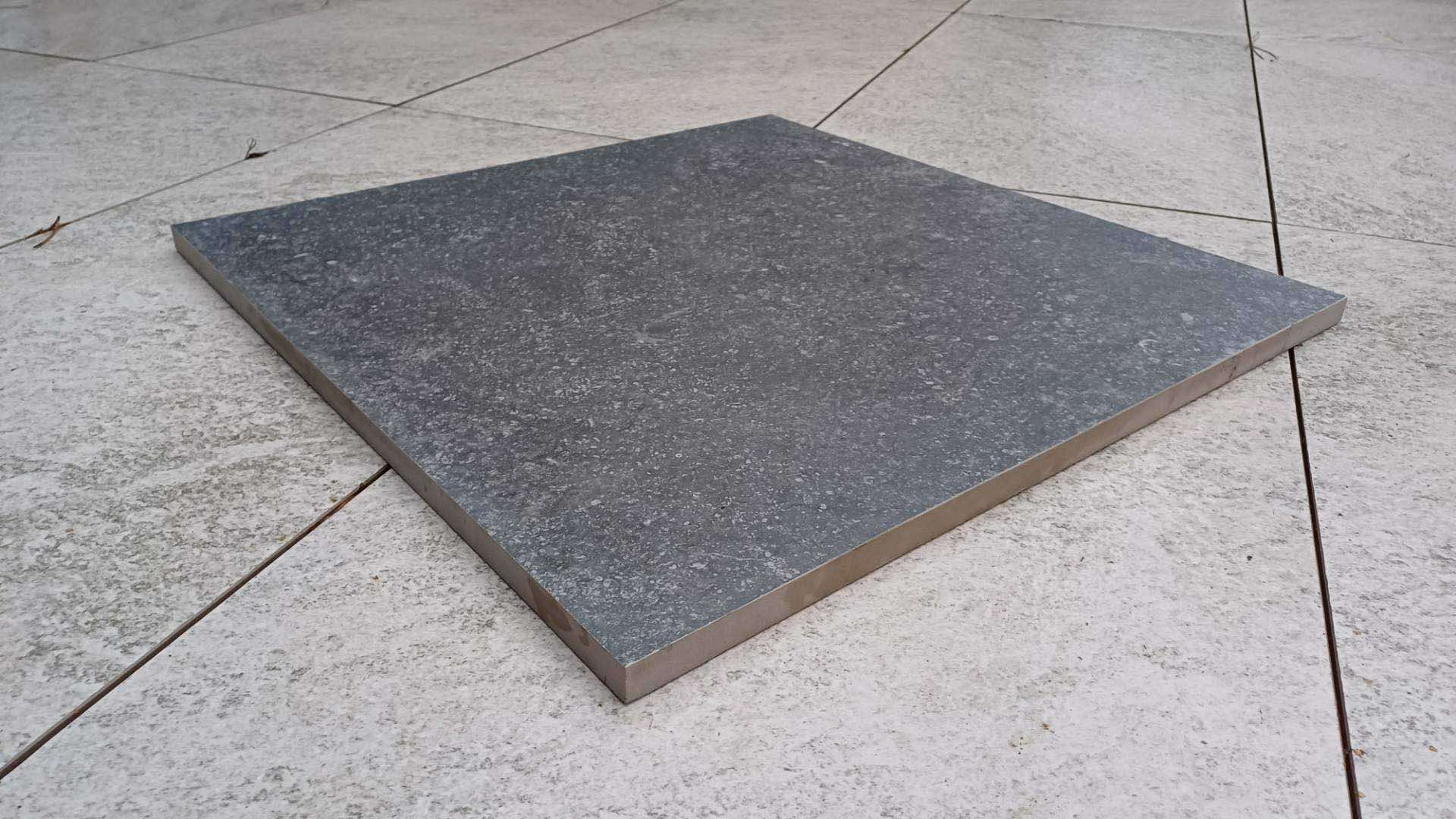 Spectre dark grey 60x60x2
